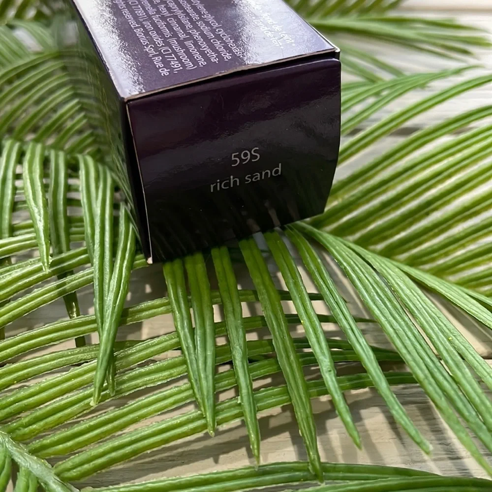 NIB Tarte Face Tape Vegan Foundation in Rich Sand